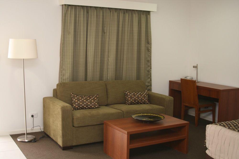 Chinchilla Downtown Motor Inn Bagian luar foto